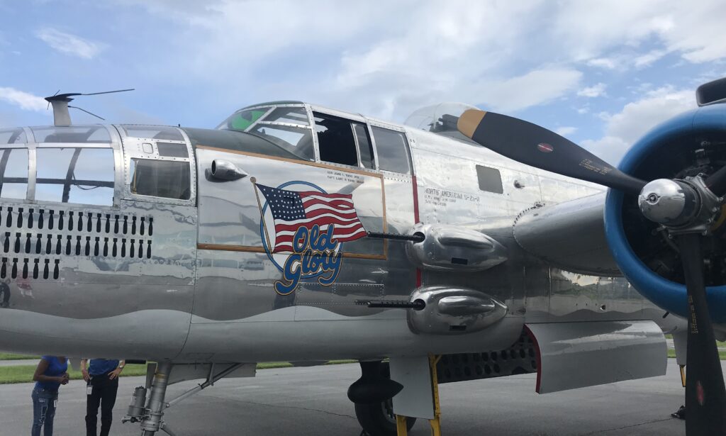B-25 “Old Glory” | Warbirdfactory.com